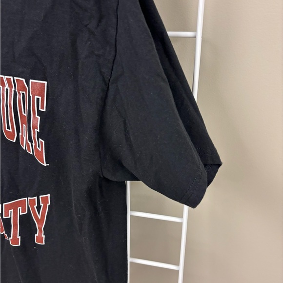 St. Bonaventure University T-Shirt size large. Short sleeve. Cotton. EUC. - Picture 6 of 7